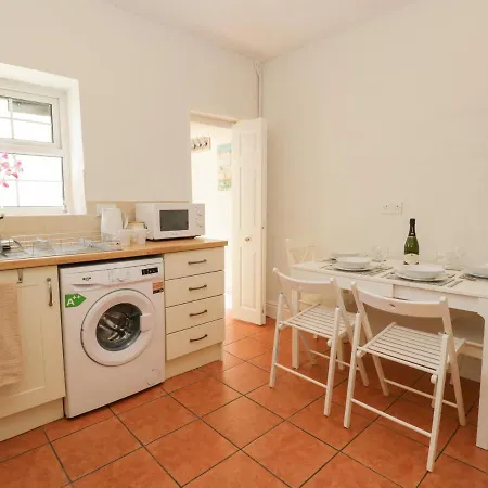 Сasa de vacaciones Holly St Bees